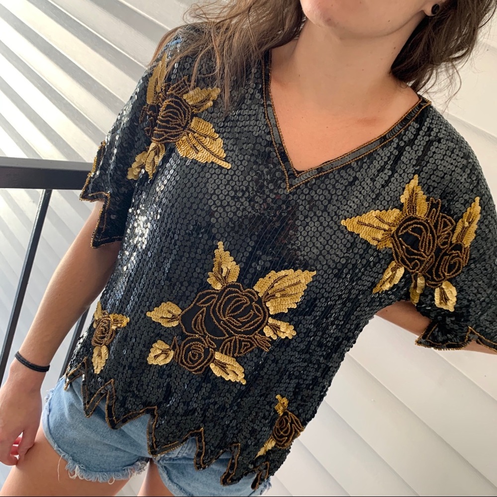 Vintage ROYAL FEELINGS Black &Gold Sequin top - Picture 2 of 13